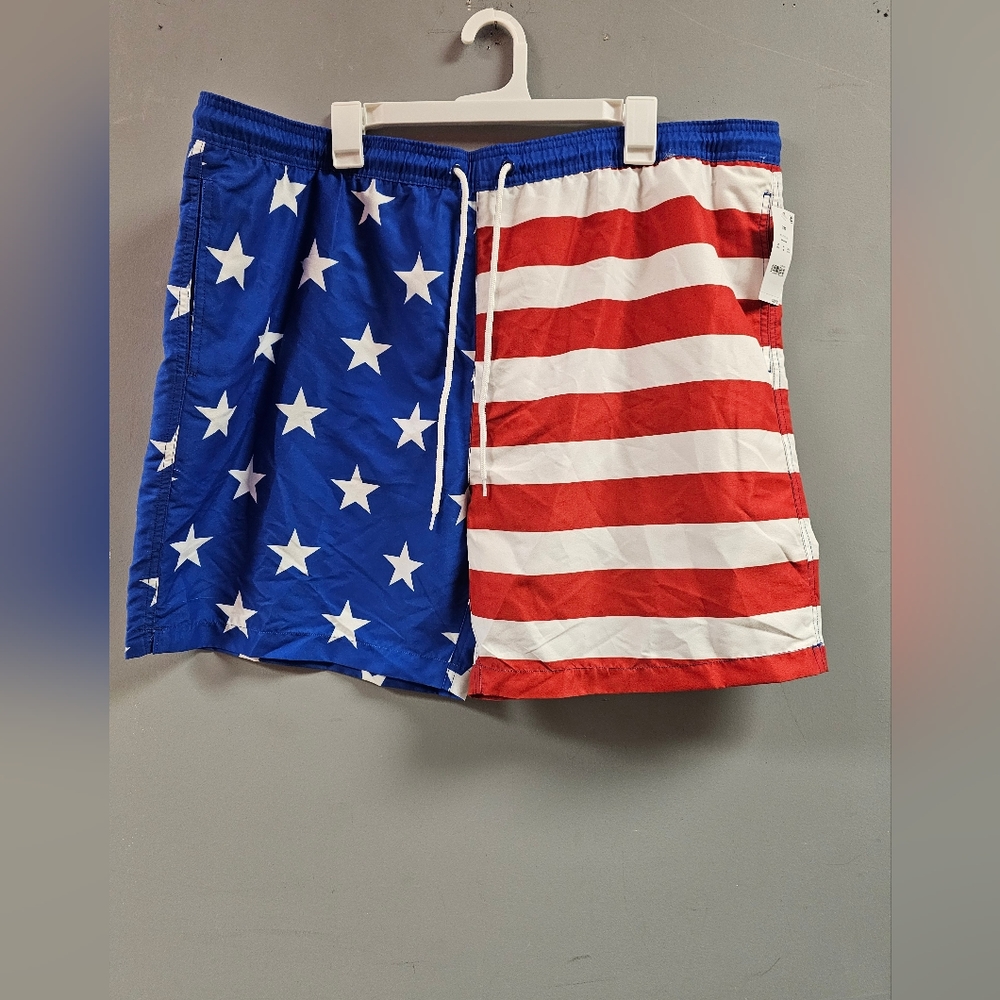 Men's 7" Elastic Waist American Flag Swim Shorts